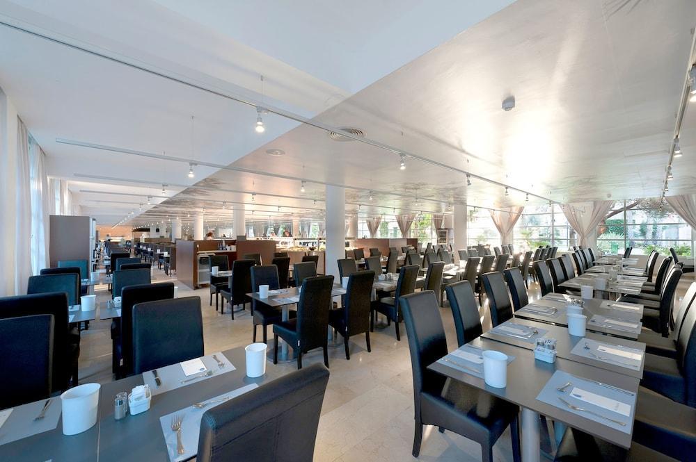 Aparthotel Eix Platja Daurada 4*