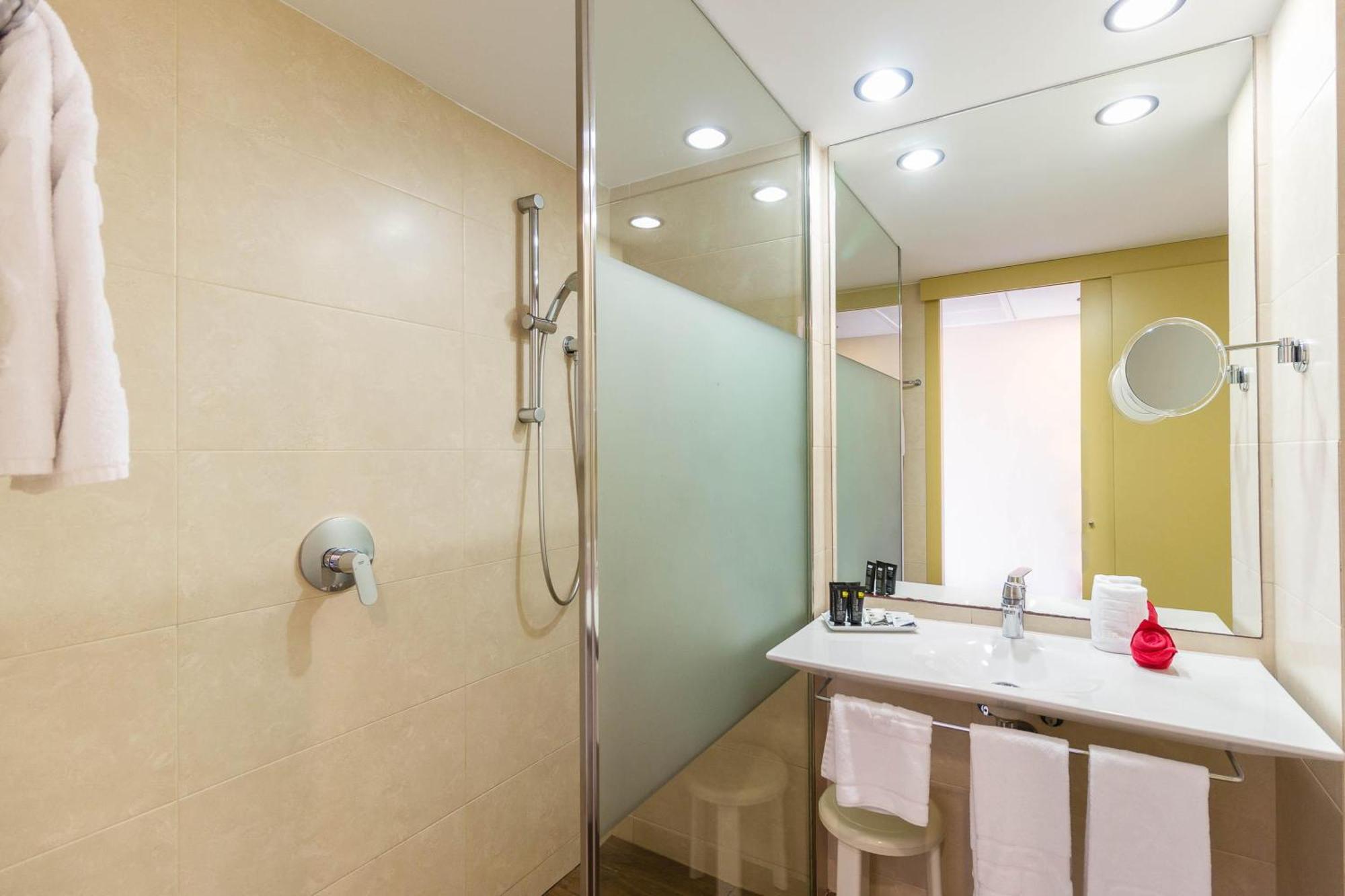Eix Platja Daurada Aparthotel 4*